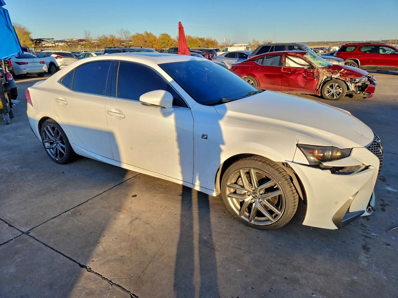 2018 LEXUS IS 300 photo 4