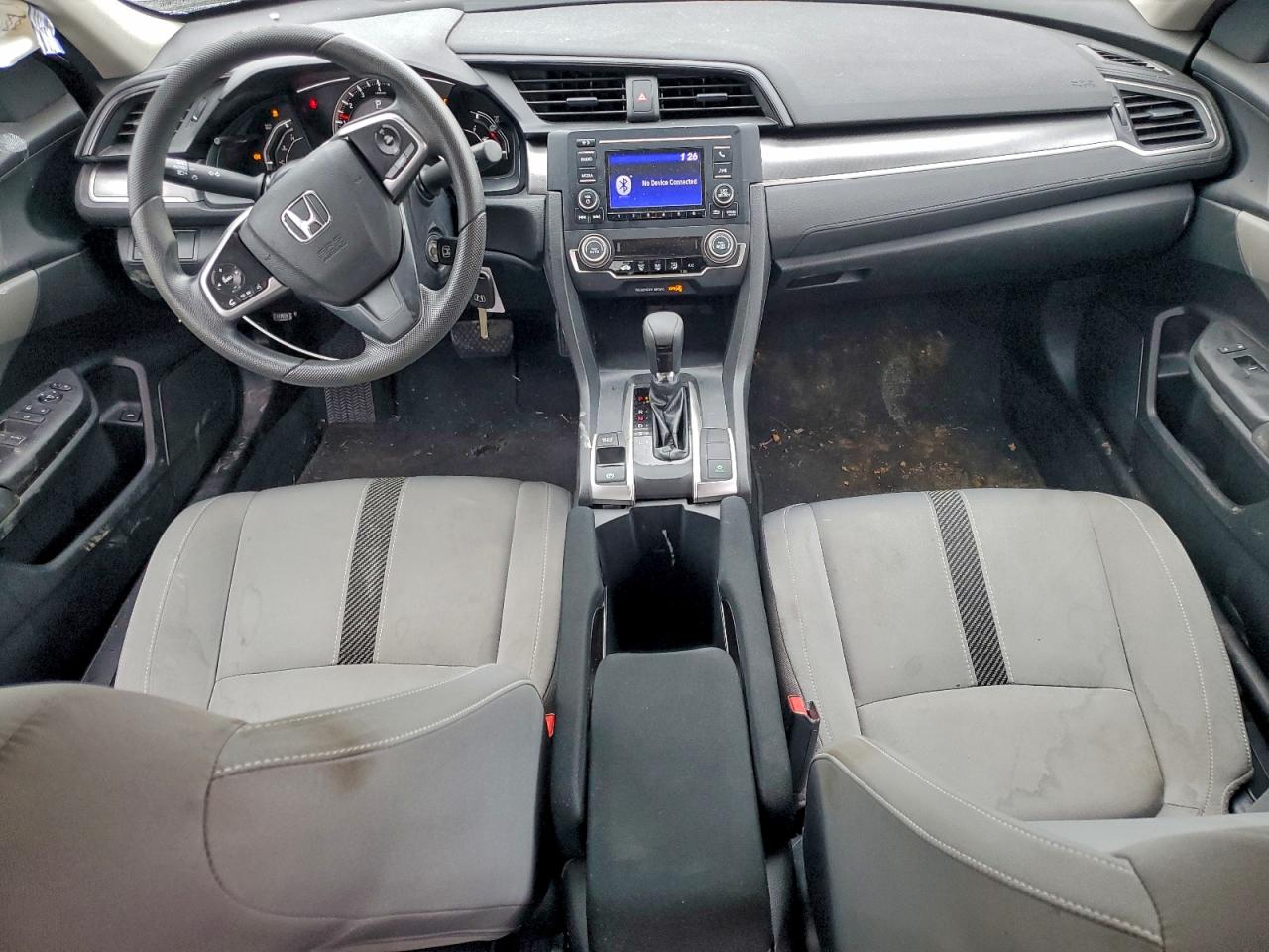 2017 HONDA CIVIC LX photo 8