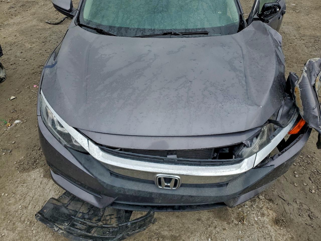 2017 HONDA CIVIC LX photo 11