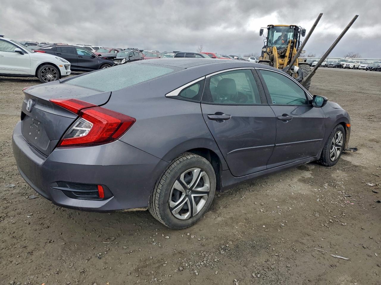 2017 HONDA CIVIC LX photo 3