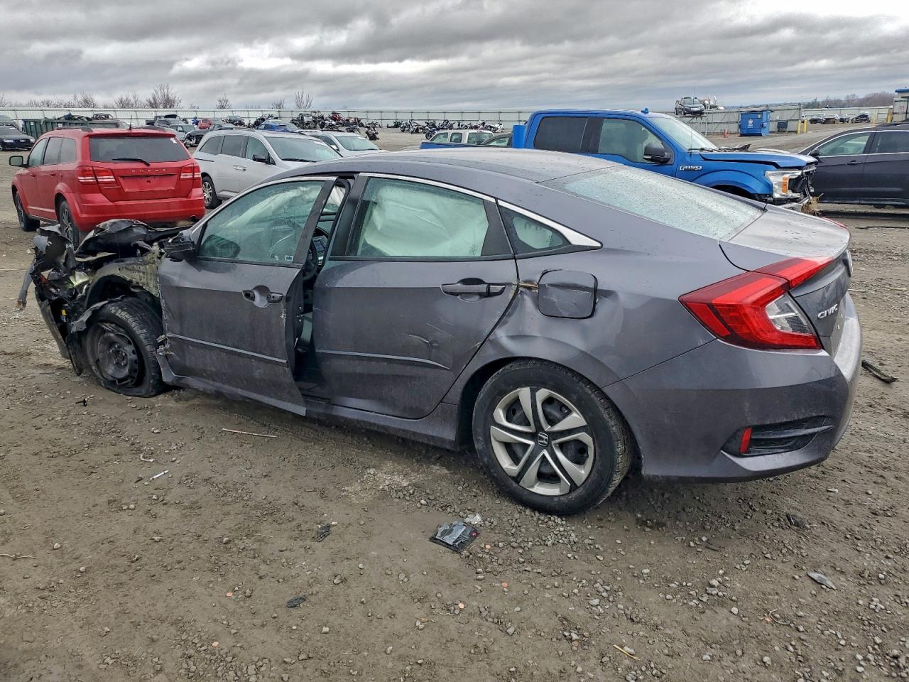 2017 HONDA CIVIC LX photo 2