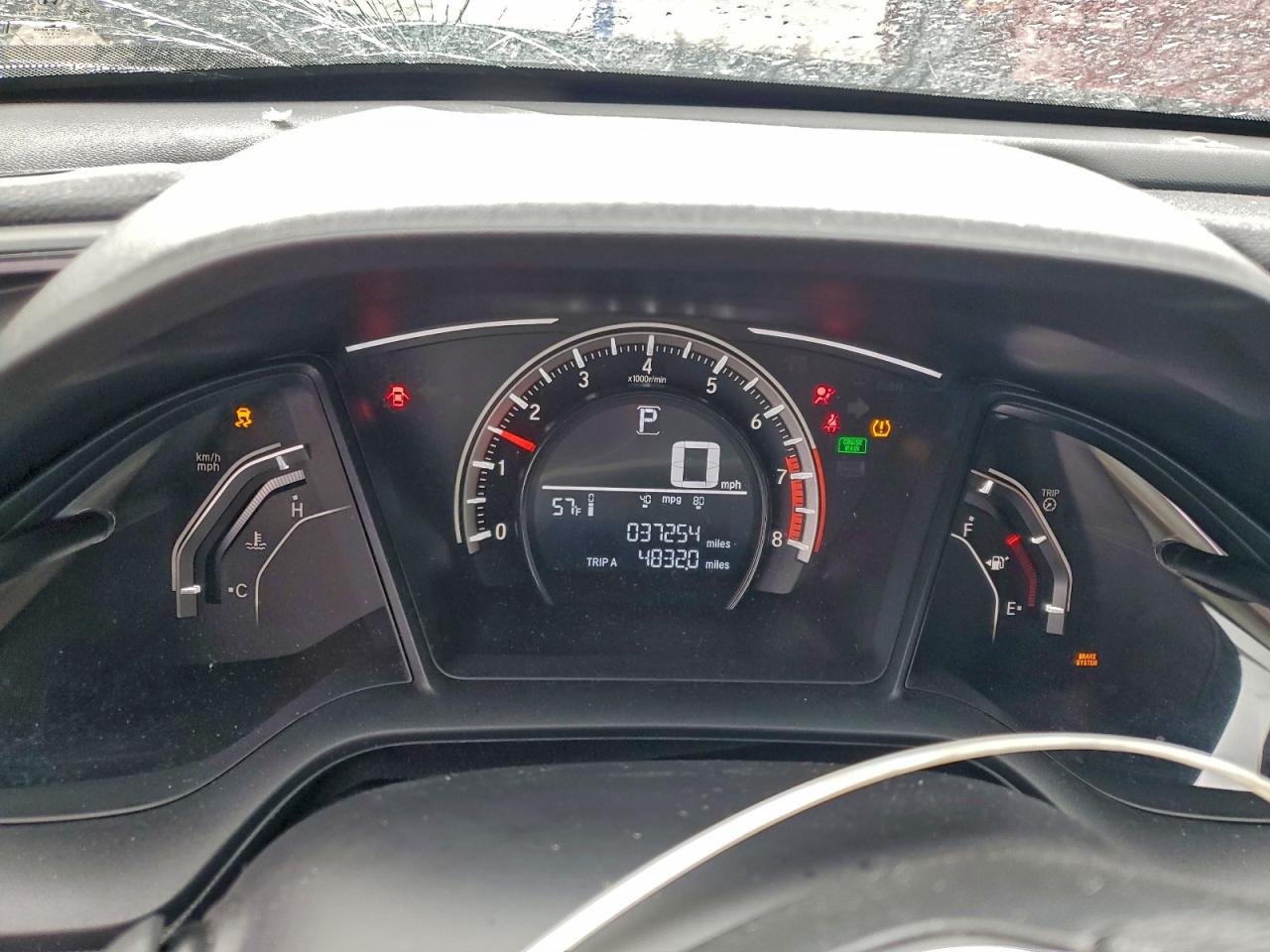 2017 HONDA CIVIC LX photo 9