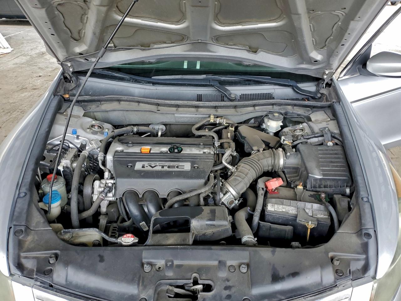 2008 HONDA ACCORD LX photo 11