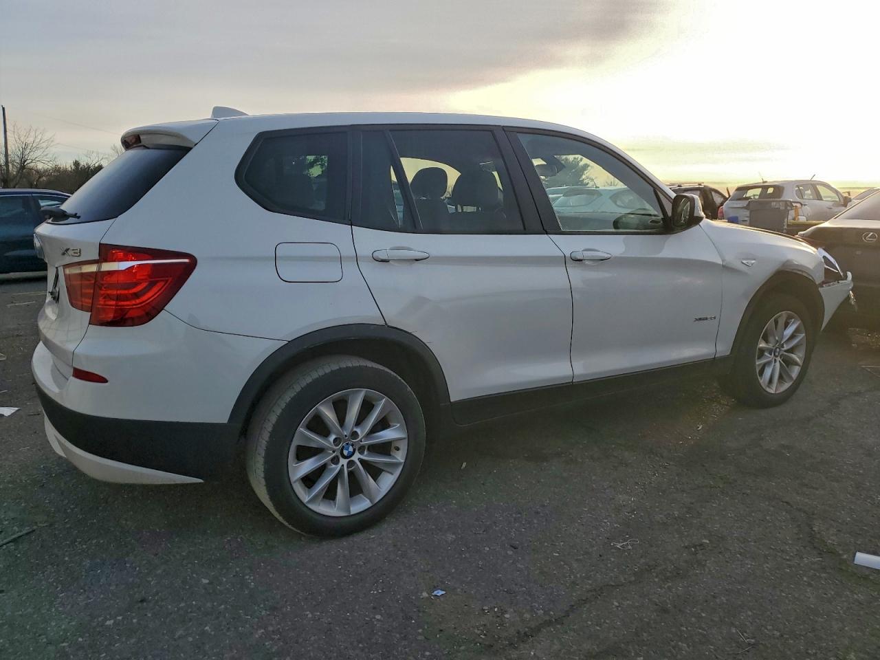 2014 BMW X3 XDRIVE28I photo 3