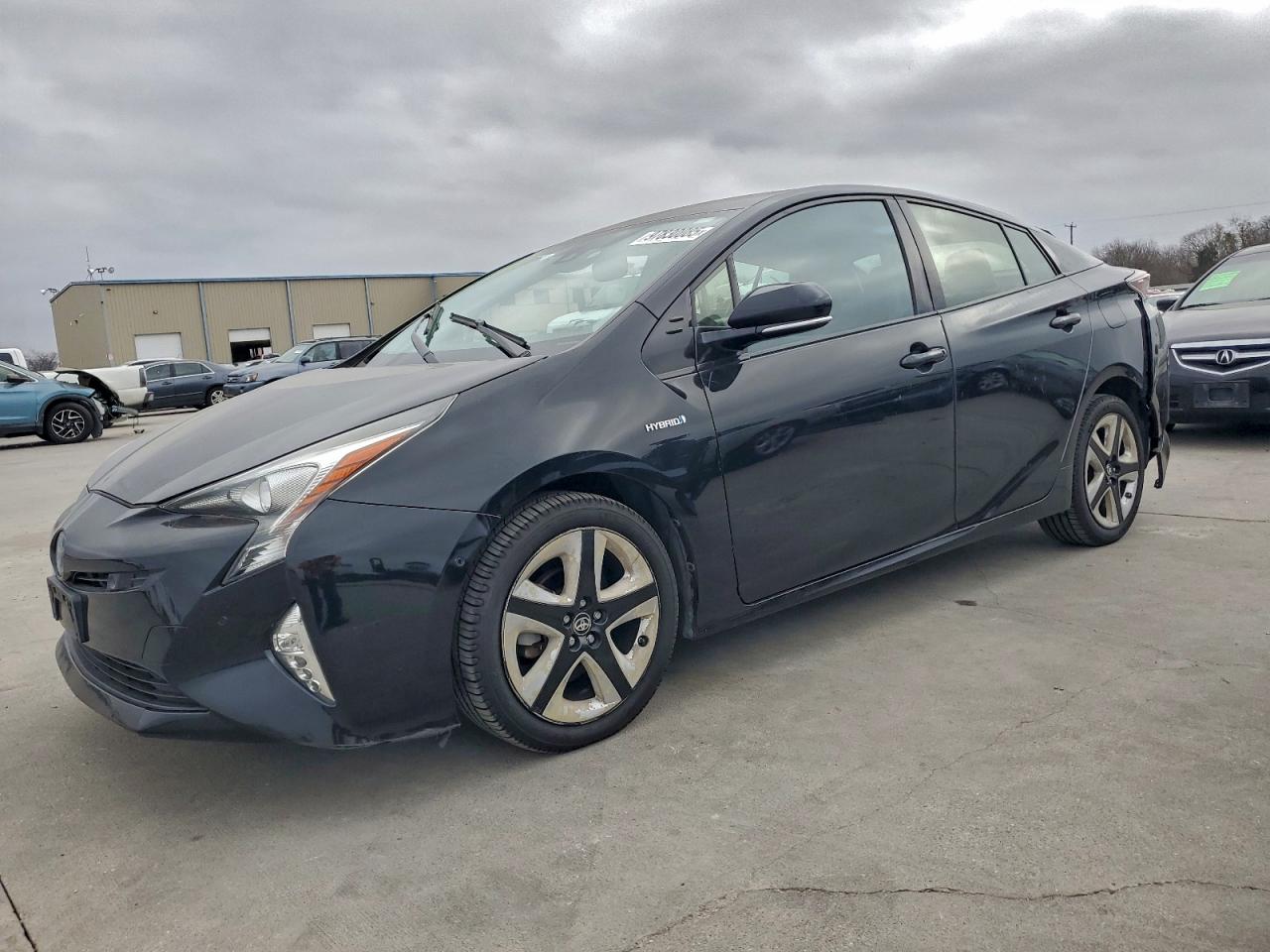 2017 TOYOTA PRIUS