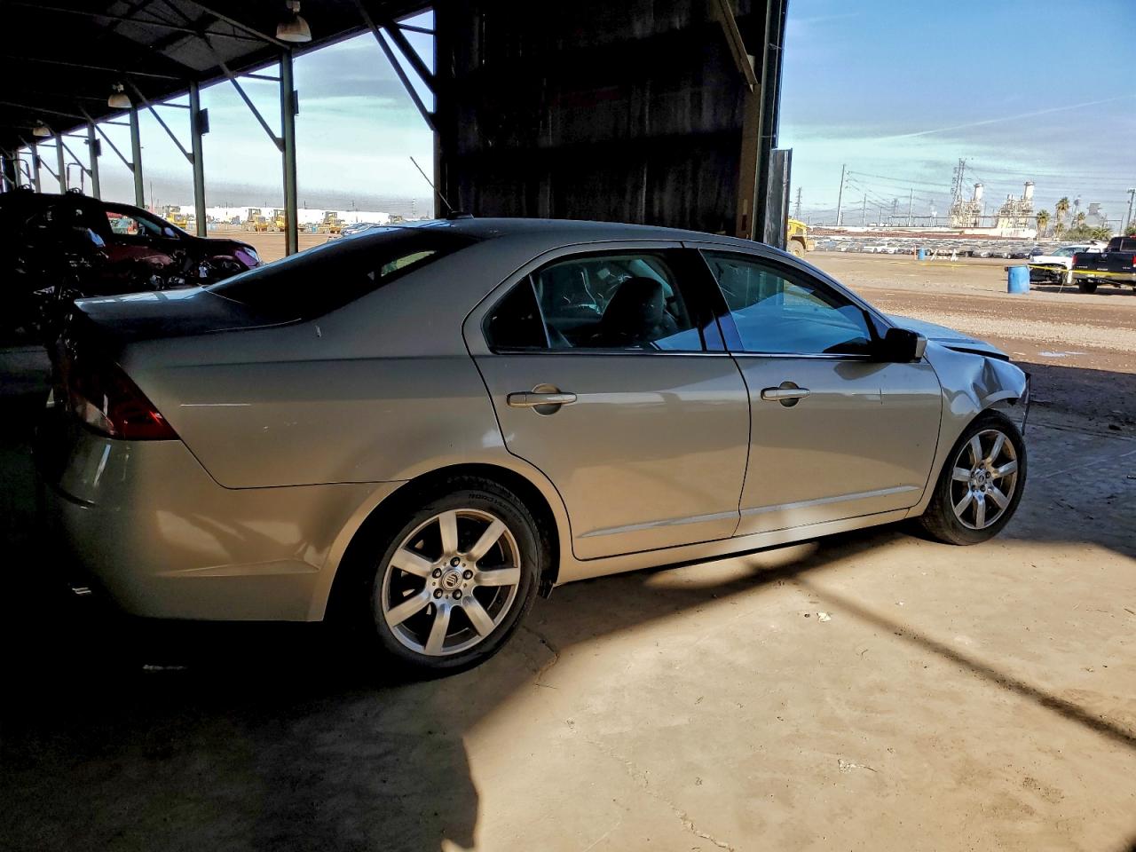 2010 MERCURY MILAN PREMIER photo 3