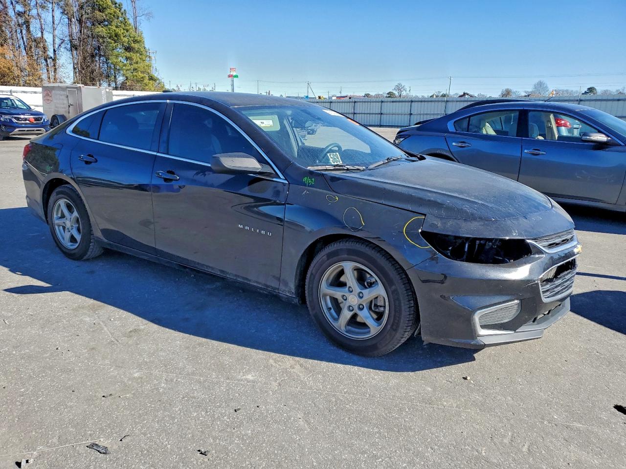 2017 CHEVROLET MALIBU LS photo 4