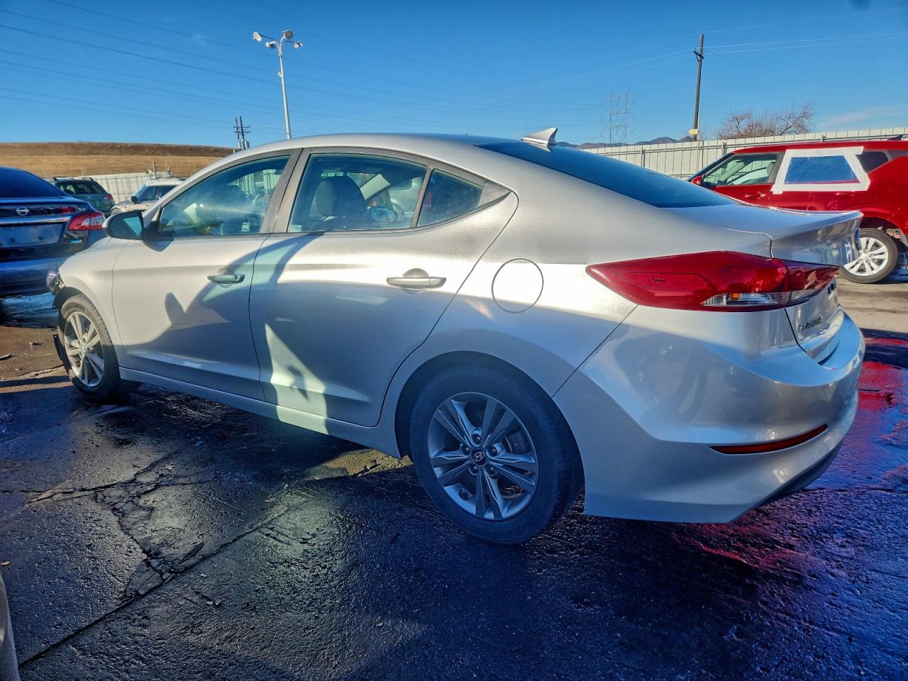 2018 HYUNDAI ELANTRA SEL photo 2