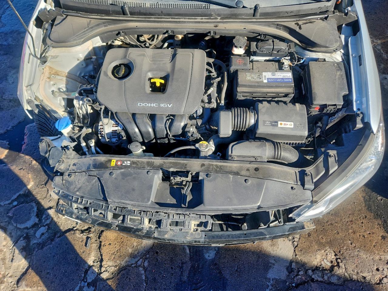 2018 HYUNDAI ELANTRA SEL photo 11