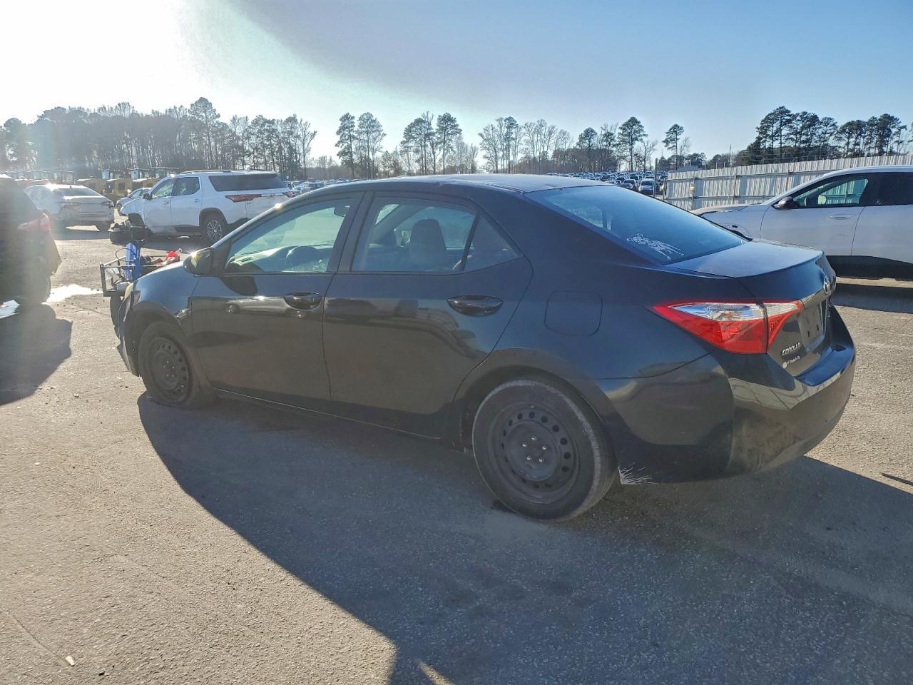 2016 TOYOTA COROLLA L photo 2