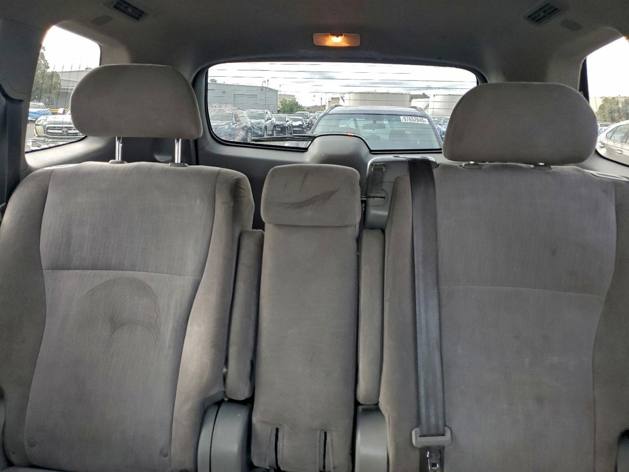 2013 TOYOTA HIGHLANDER BASE photo 10