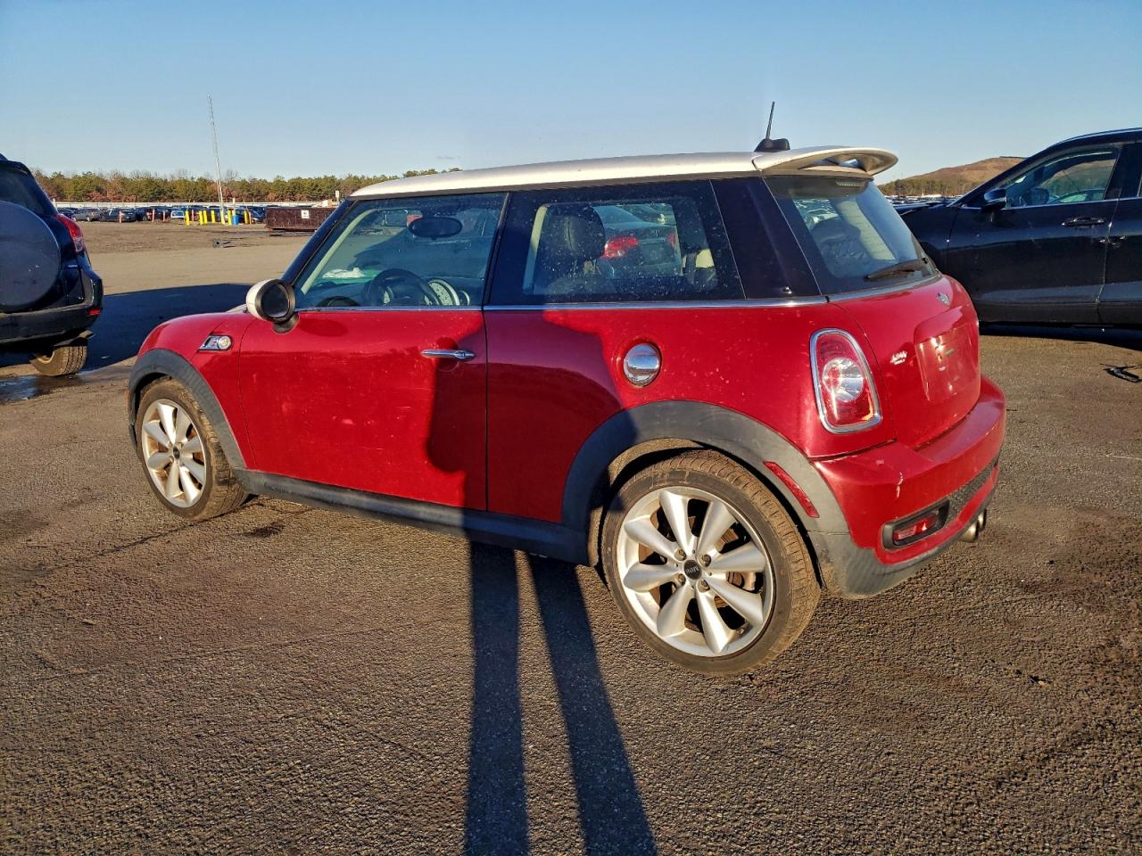 2011 MINI COOPER S photo 2