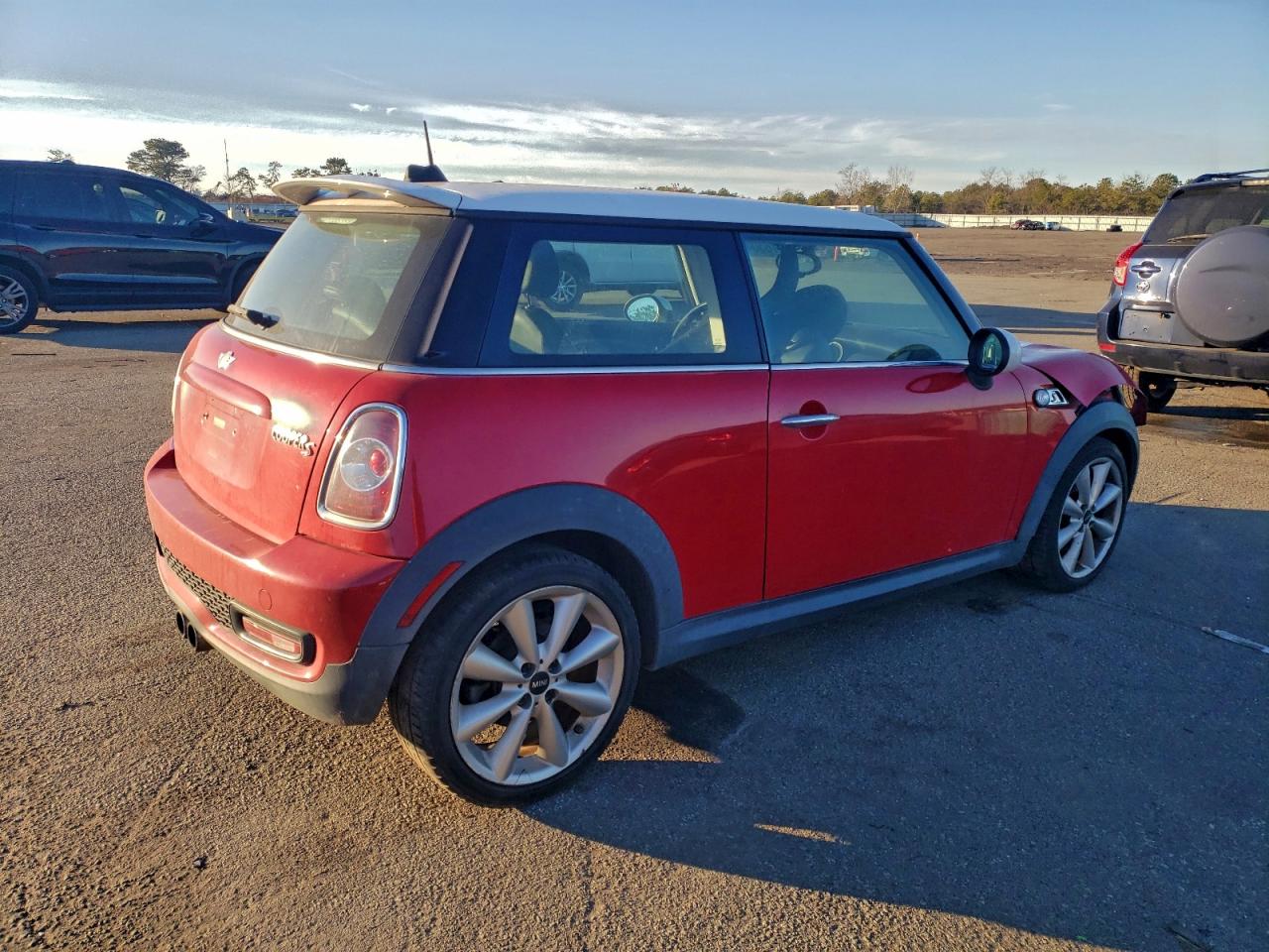 2011 MINI COOPER S photo 3