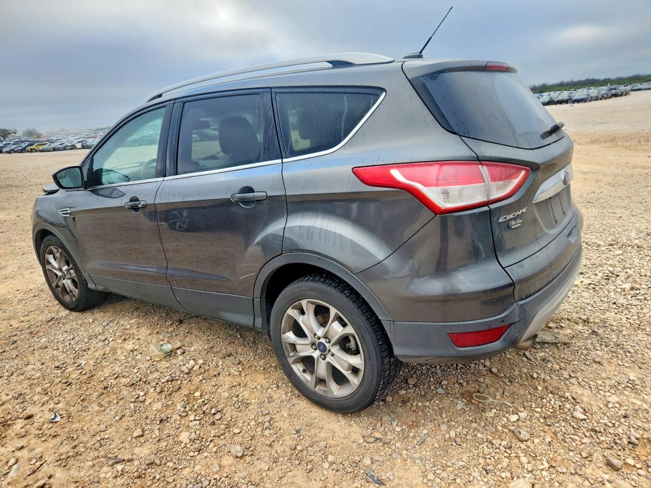2015 FORD ESCAPE TITANIUM photo 2