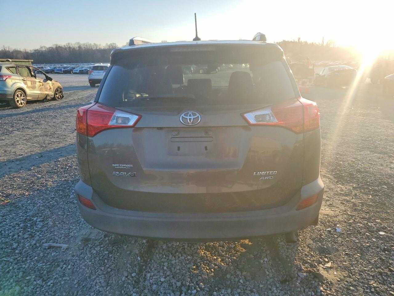 2015 TOYOTA RAV4 LIMITED photo 6