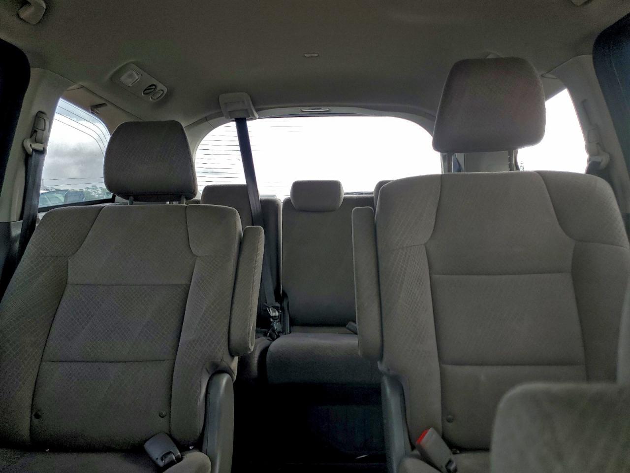 2016 HONDA ODYSSEY LX photo 19
