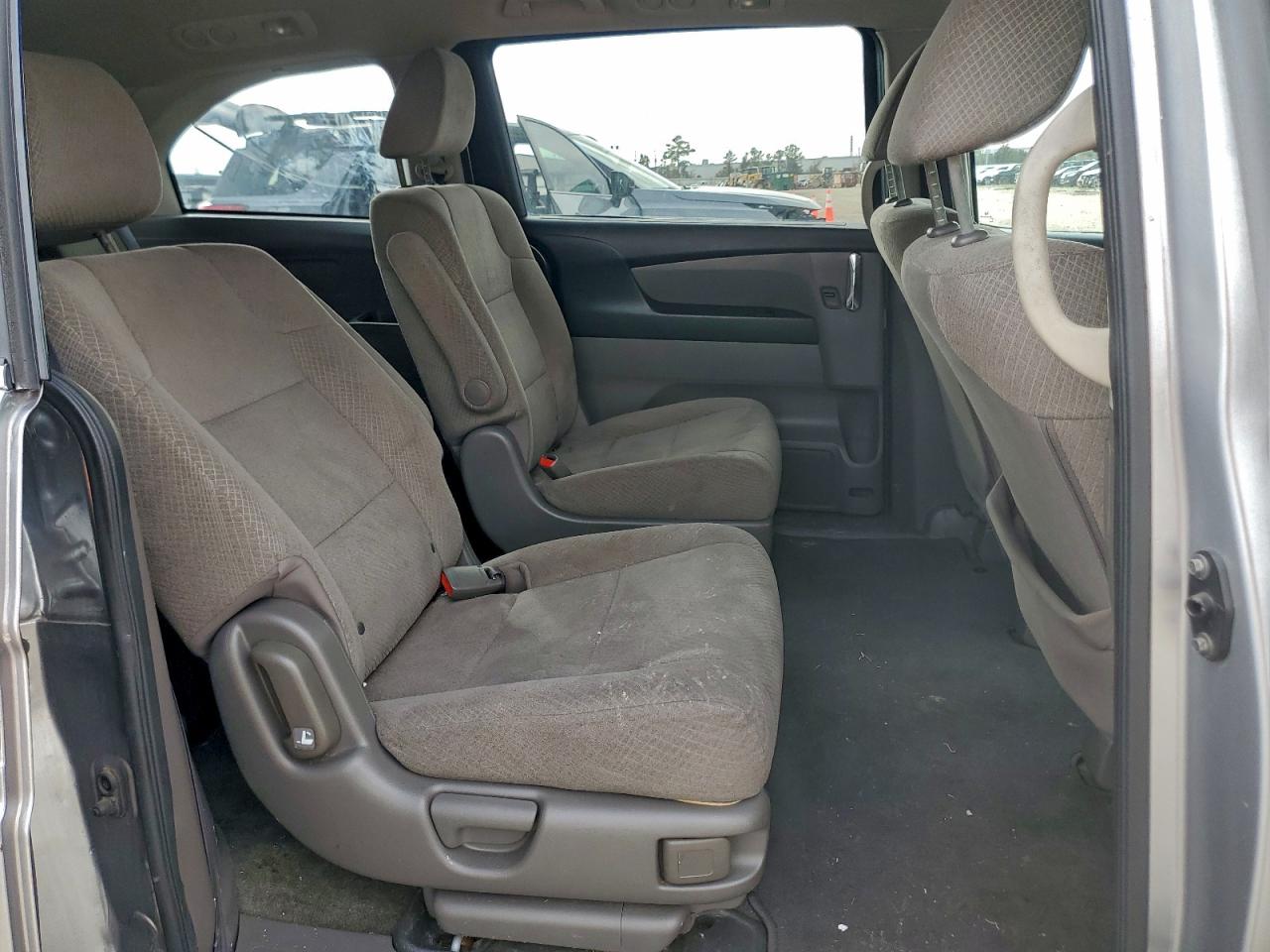 2016 HONDA ODYSSEY LX photo 21