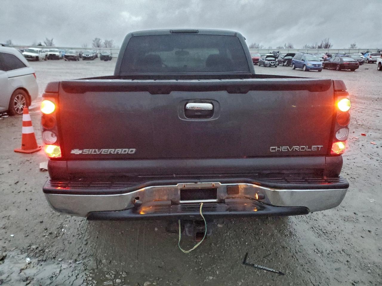 2003 CHEVROLET SILVERADO K1500 photo 6