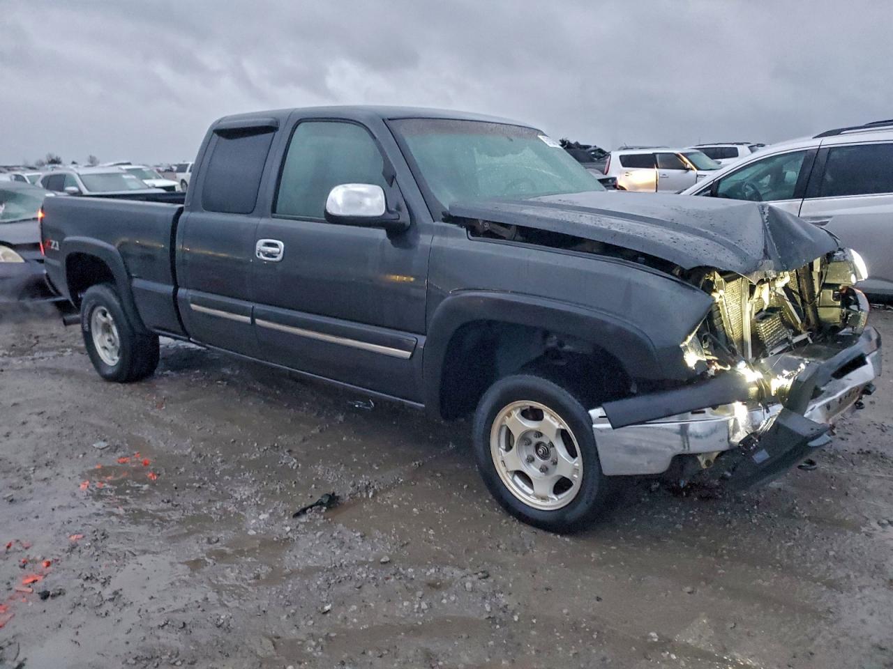 2003 CHEVROLET SILVERADO K1500 photo 4