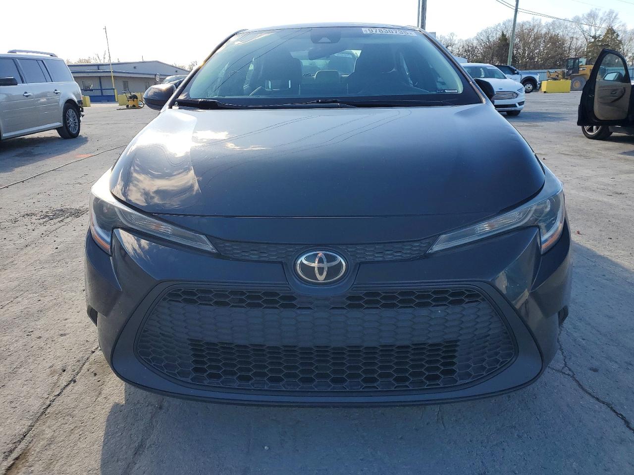 2021 TOYOTA COROLLA LE photo 9