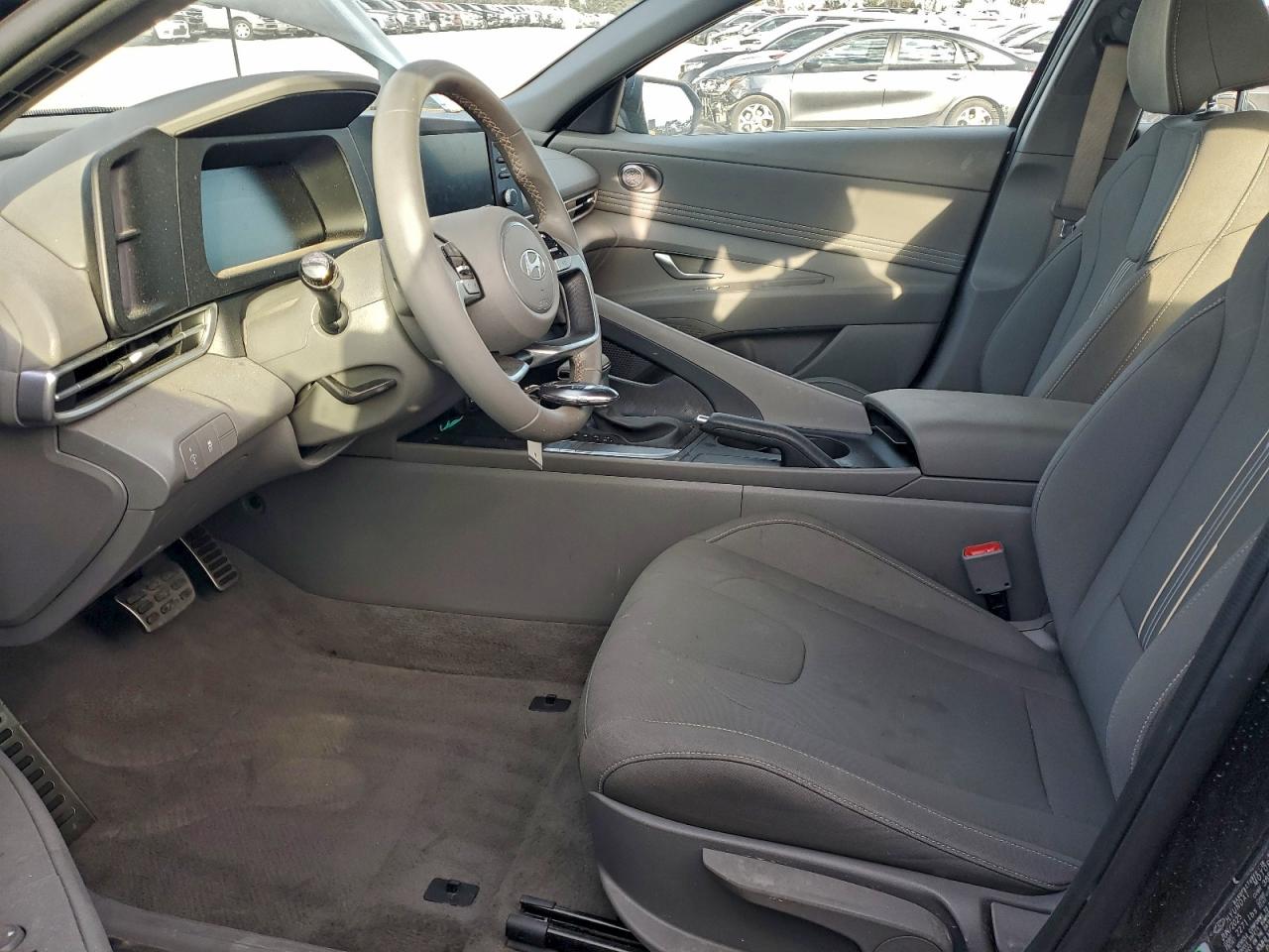 2025 HYUNDAI ELANTRA SEL SPORT photo 7