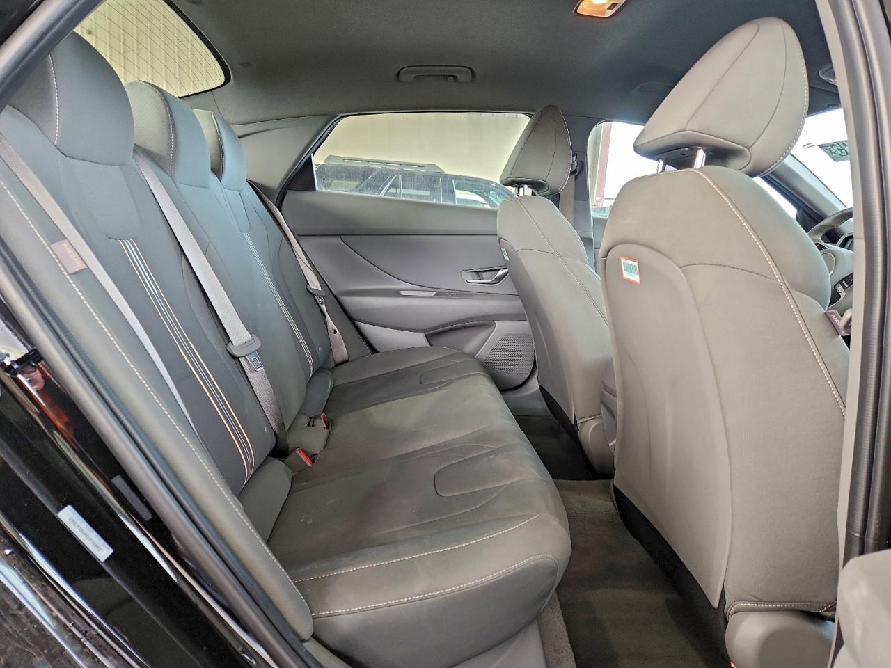 2025 HYUNDAI ELANTRA SEL SPORT photo 10