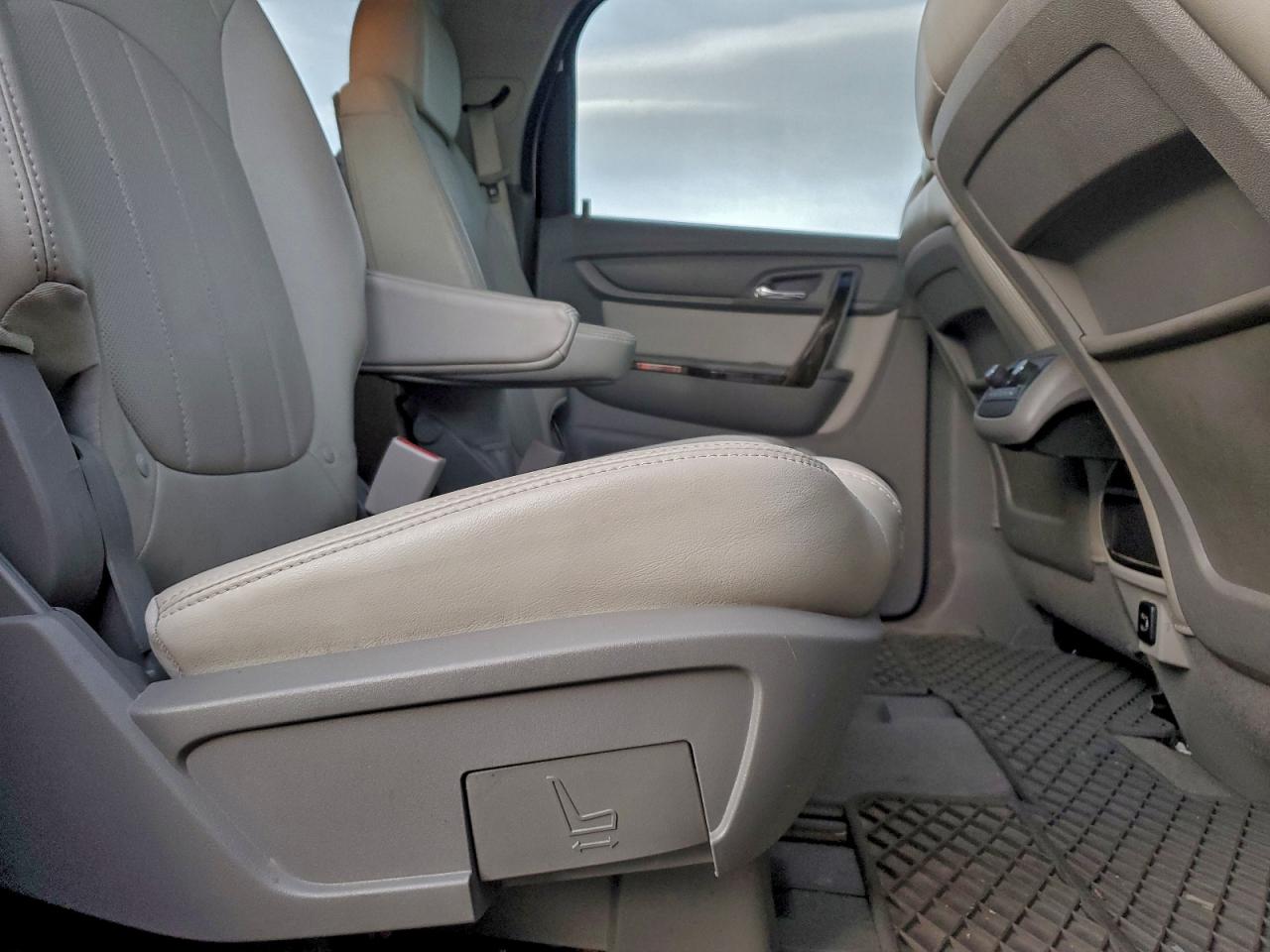 2017 GMC ACADIA LIMITED SLT-2 photo 11