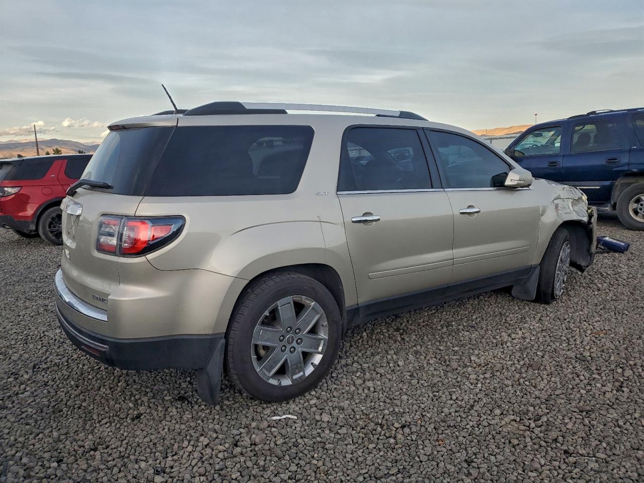 2017 GMC ACADIA LIMITED SLT-2 photo 3
