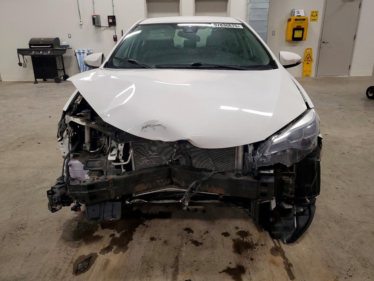 2017 TOYOTA COROLLA L photo 9