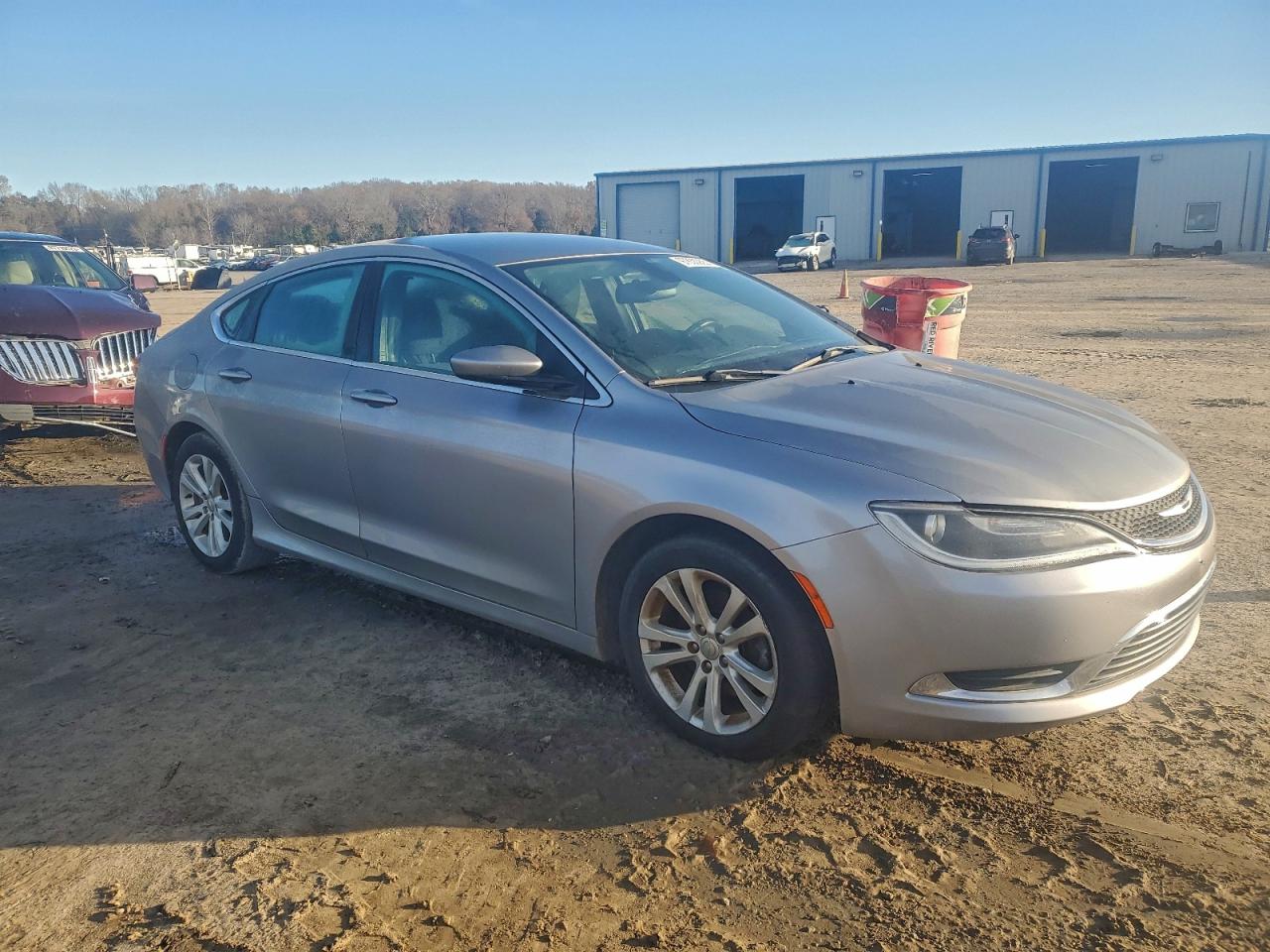 2016 CHRYSLER 200 LIMITED photo 4