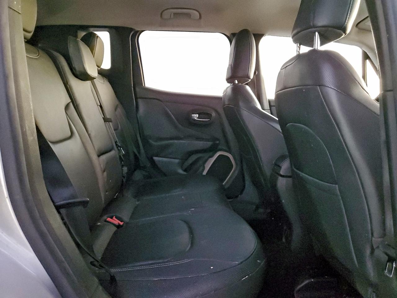 2015 JEEP RENEGADE LIMITED photo 10
