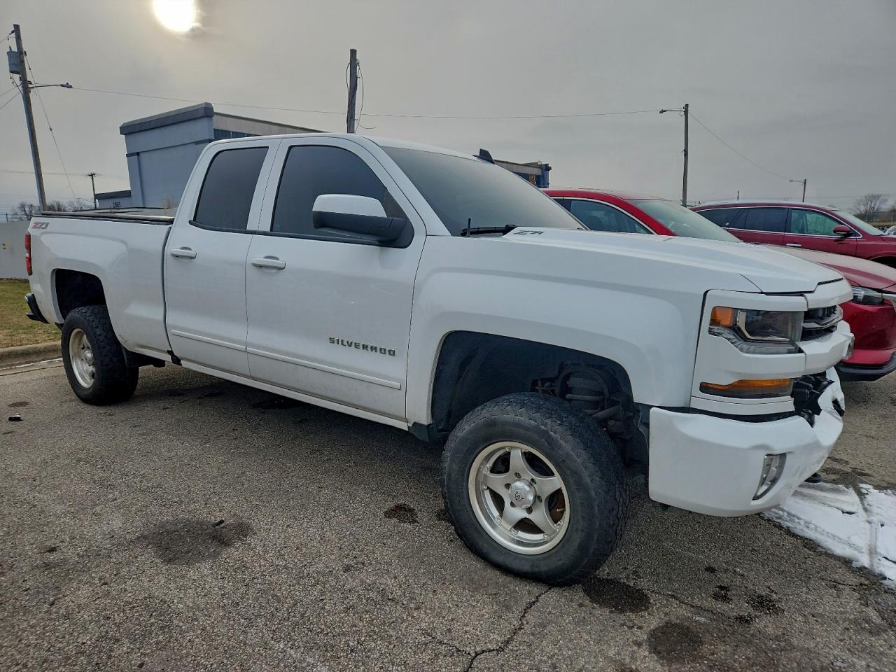 2017 CHEVROLET SILVERADO K1500 LT photo 4