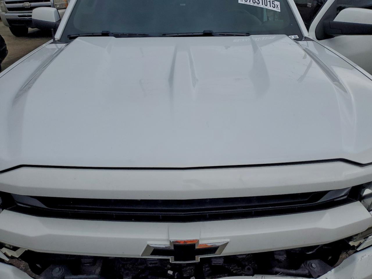 2017 CHEVROLET SILVERADO K1500 LT photo 11