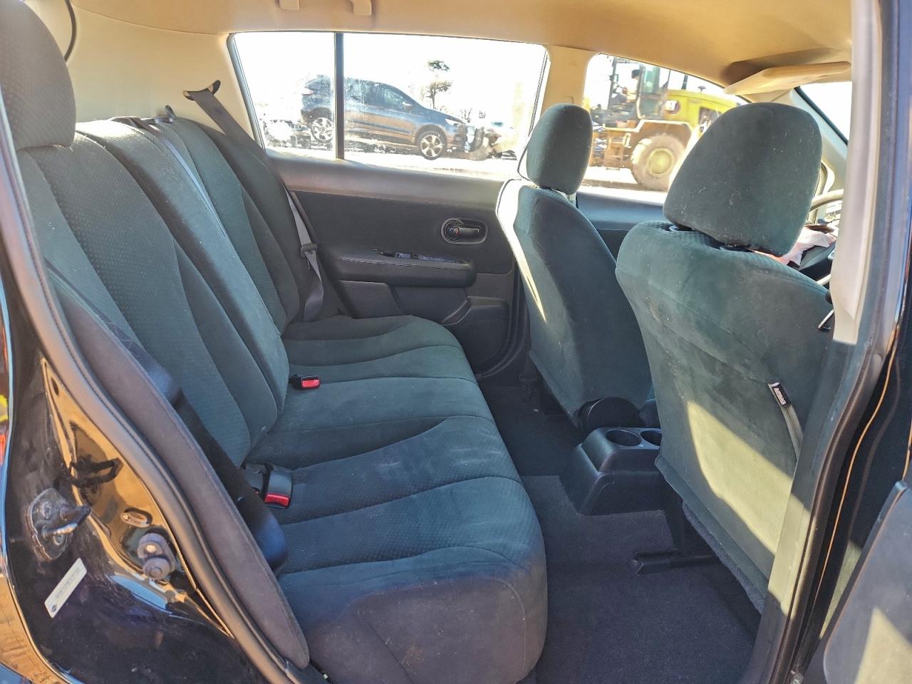 2012 NISSAN VERSA S photo 10