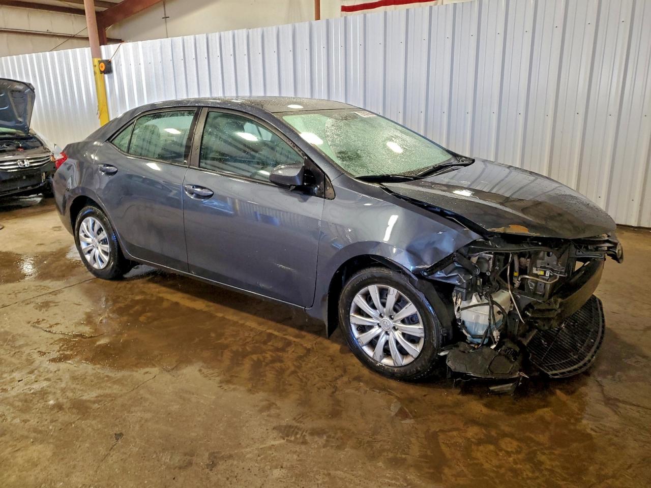 2014 TOYOTA COROLLA L photo 4