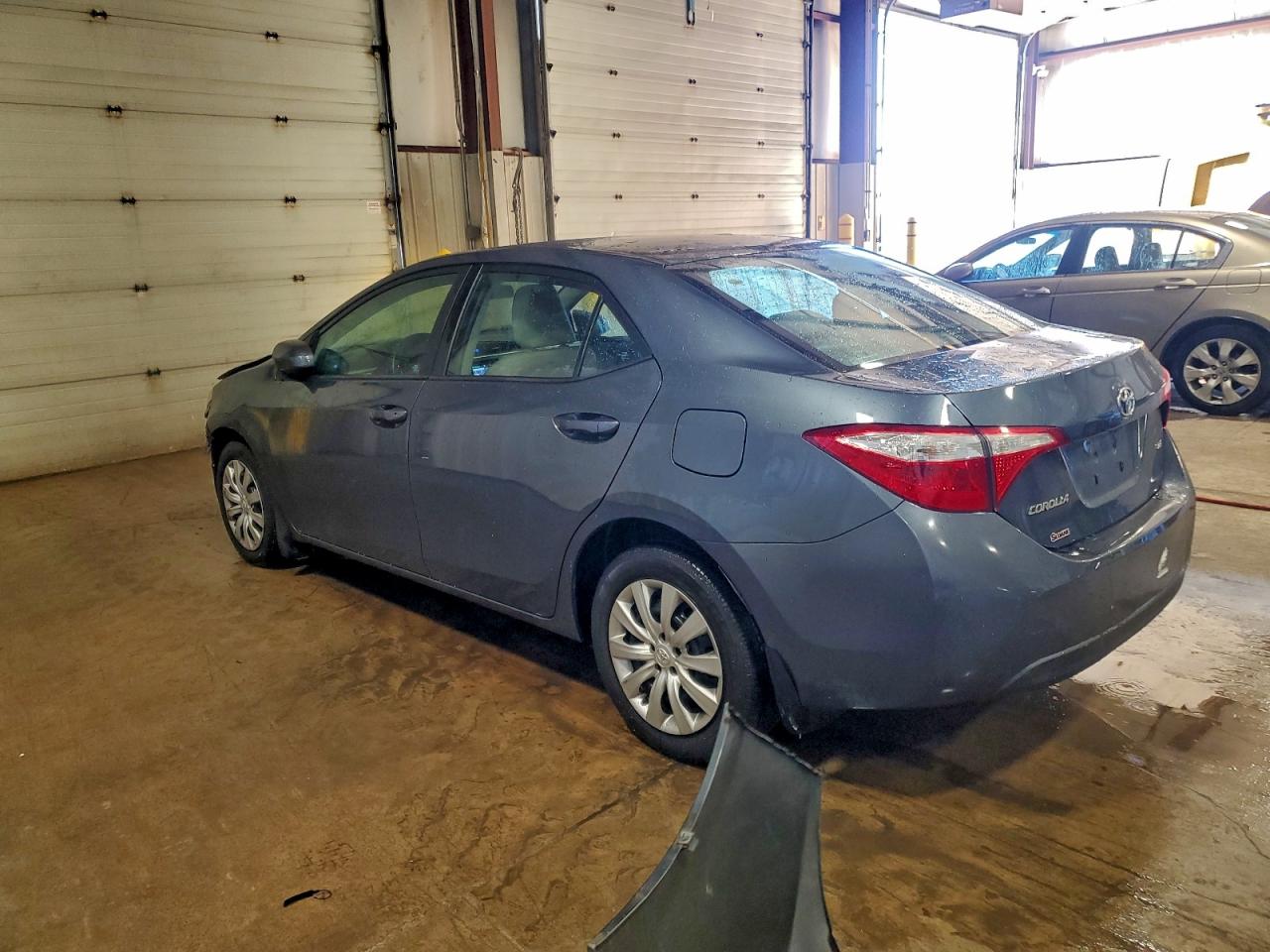 2014 TOYOTA COROLLA L photo 2