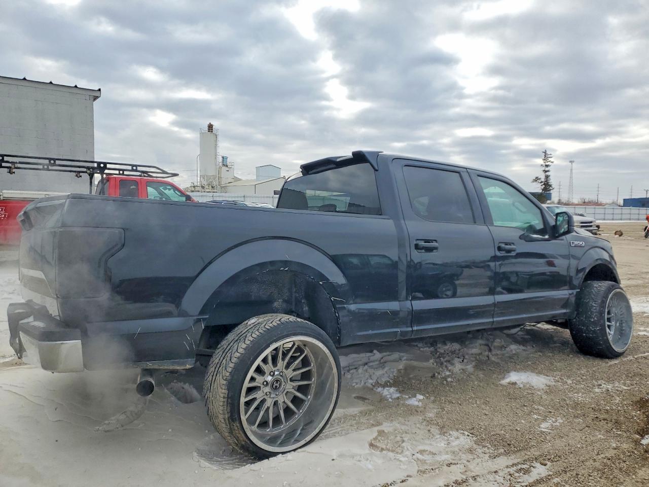 2015 FORD F150 SUPERCREW photo 3