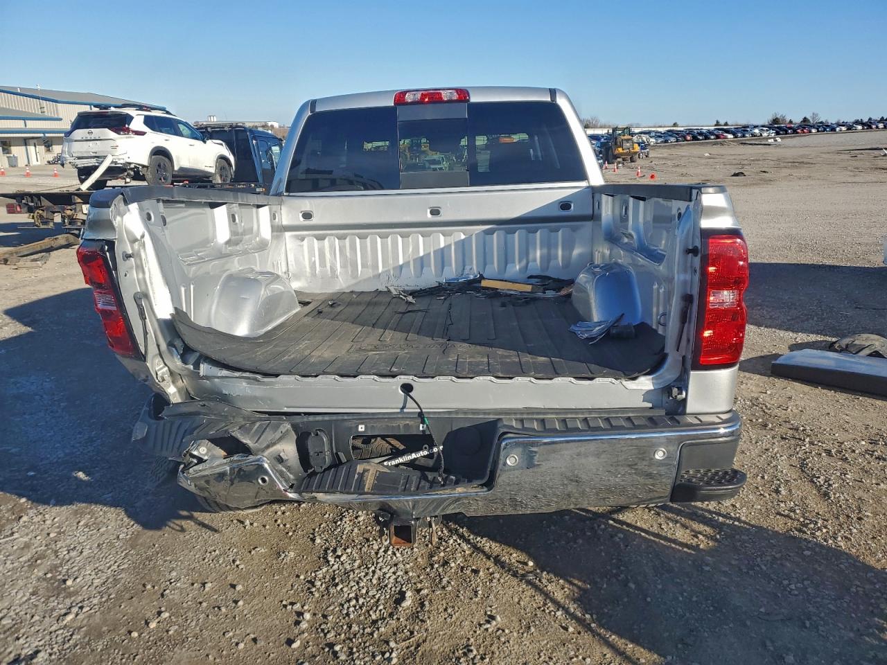 2018 CHEVROLET SILVERADO K1500 LT photo 6