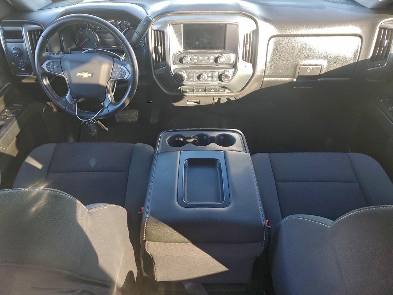 2018 CHEVROLET SILVERADO K1500 LT photo 8