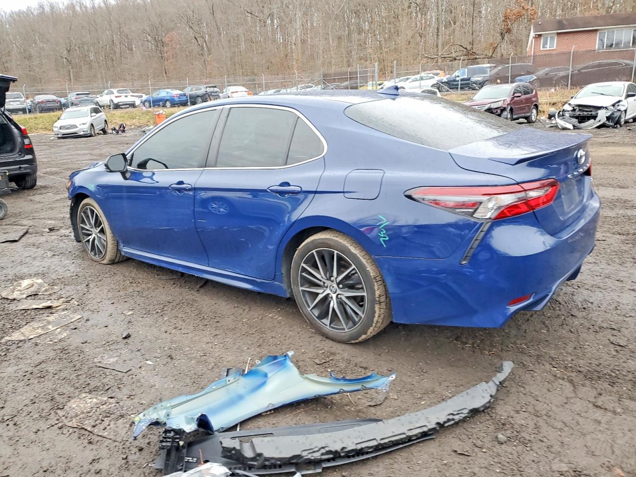 2023 TOYOTA CAMRY SE NIGHT SHADE photo 2