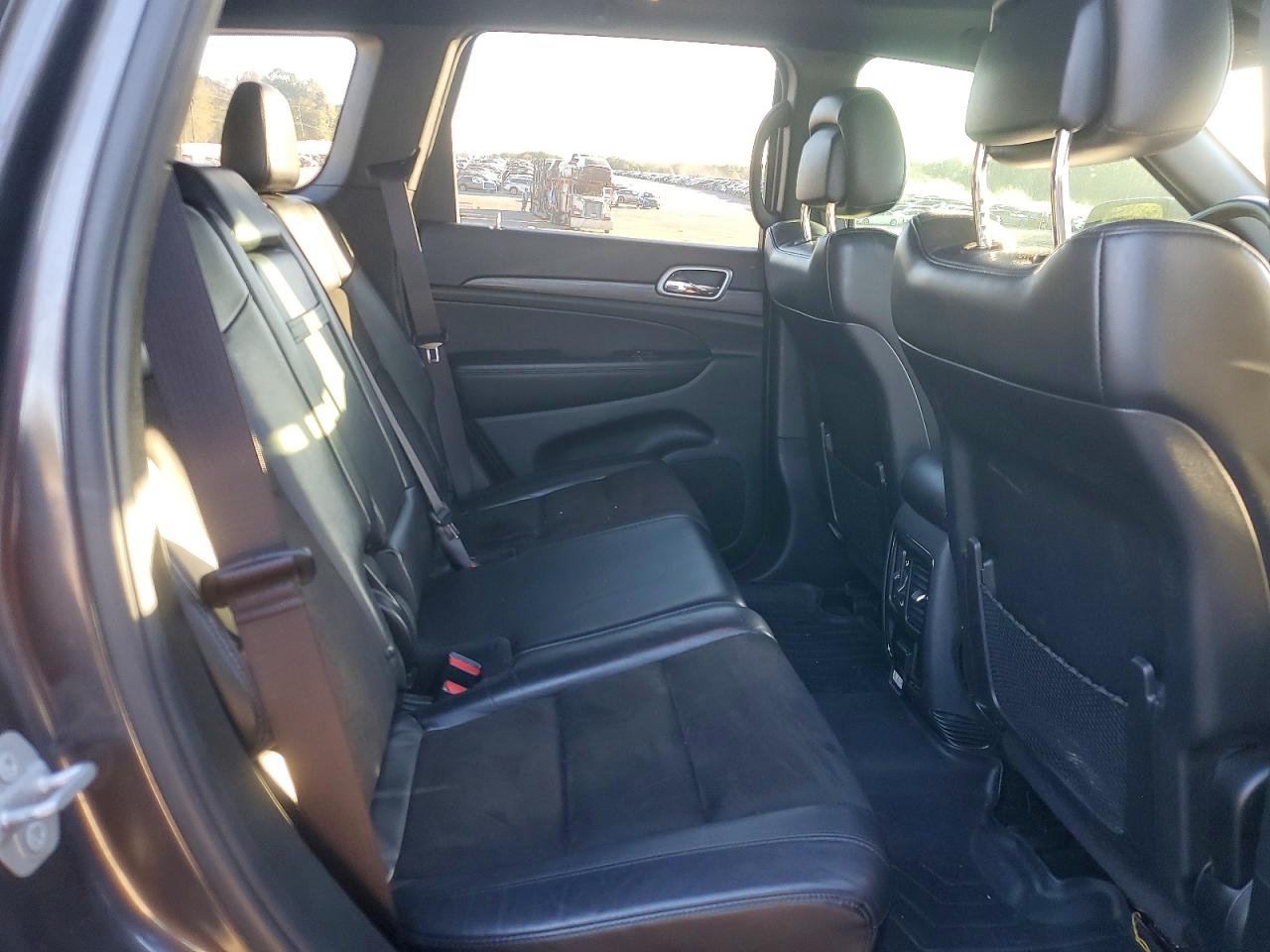2019 JEEP GRAND CHEROKEE LAREDO photo 21