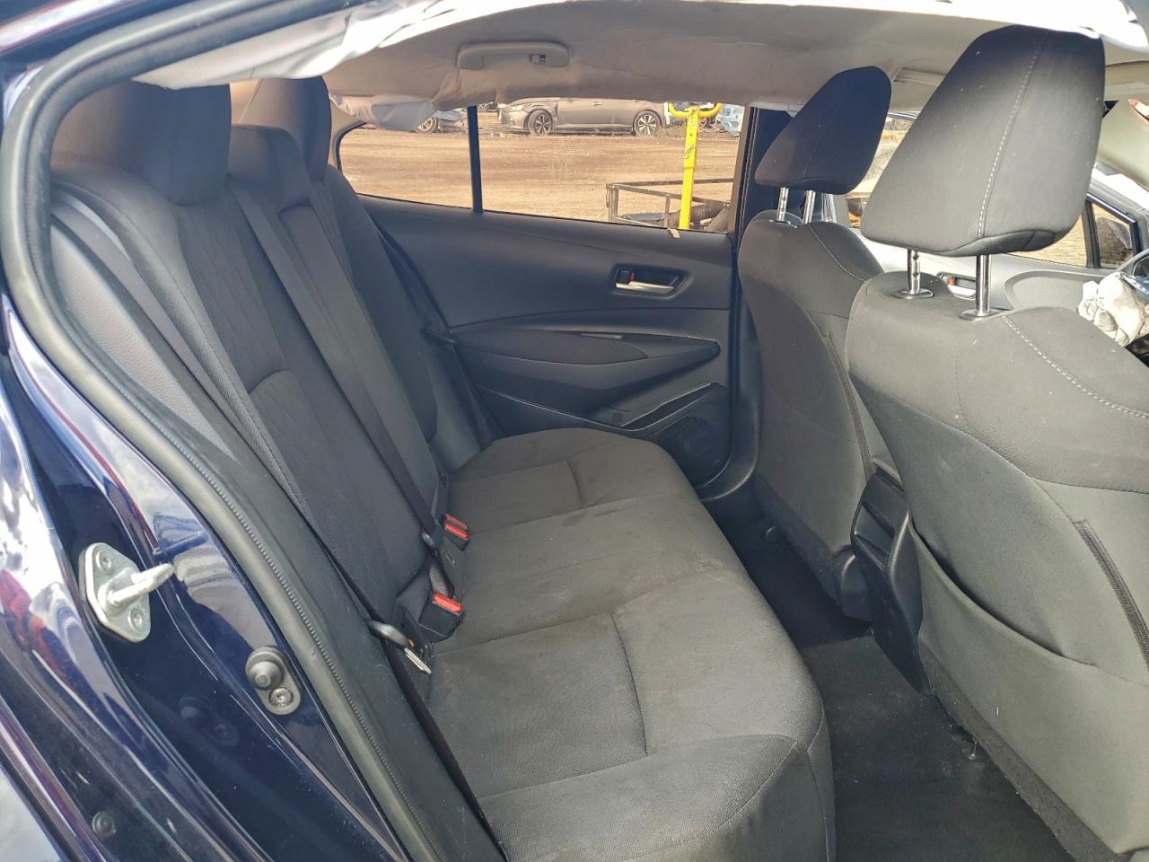 2020 TOYOTA COROLLA LE photo 10