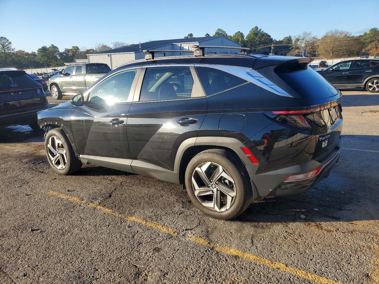 2024 HYUNDAI TUCSON SEL photo 3