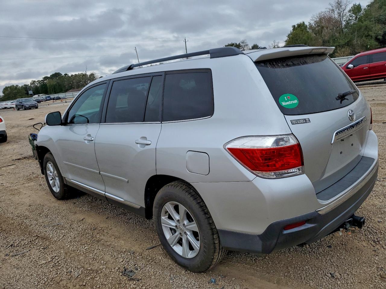 2011 TOYOTA HIGHLANDER BASE photo 2
