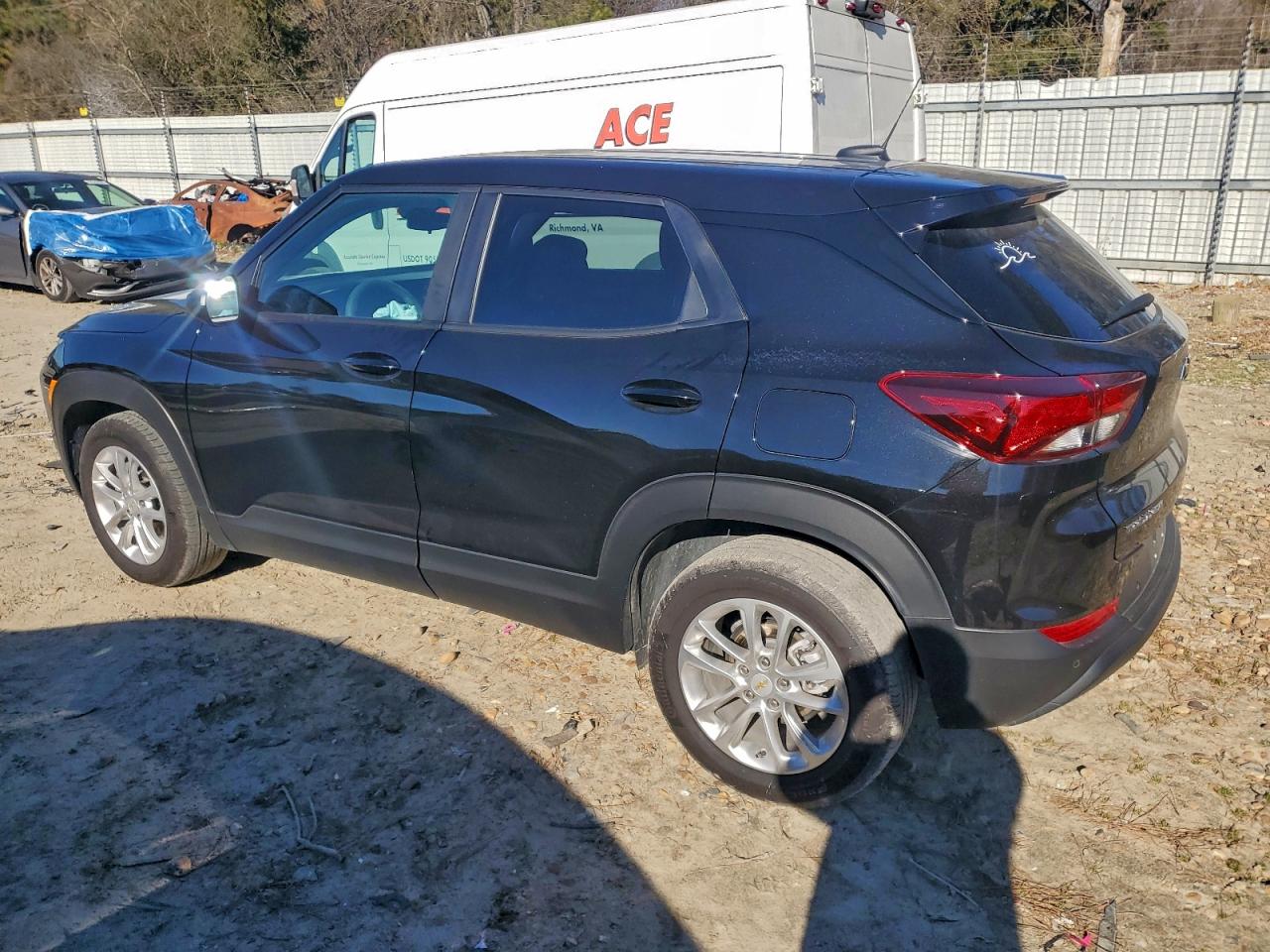 2025 CHEVROLET TRAILBLAZER LS photo 2