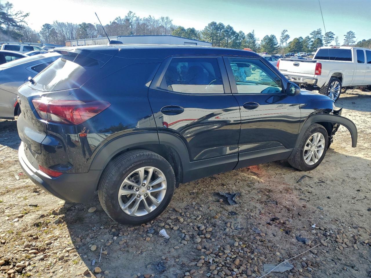 2025 CHEVROLET TRAILBLAZER LS photo 3