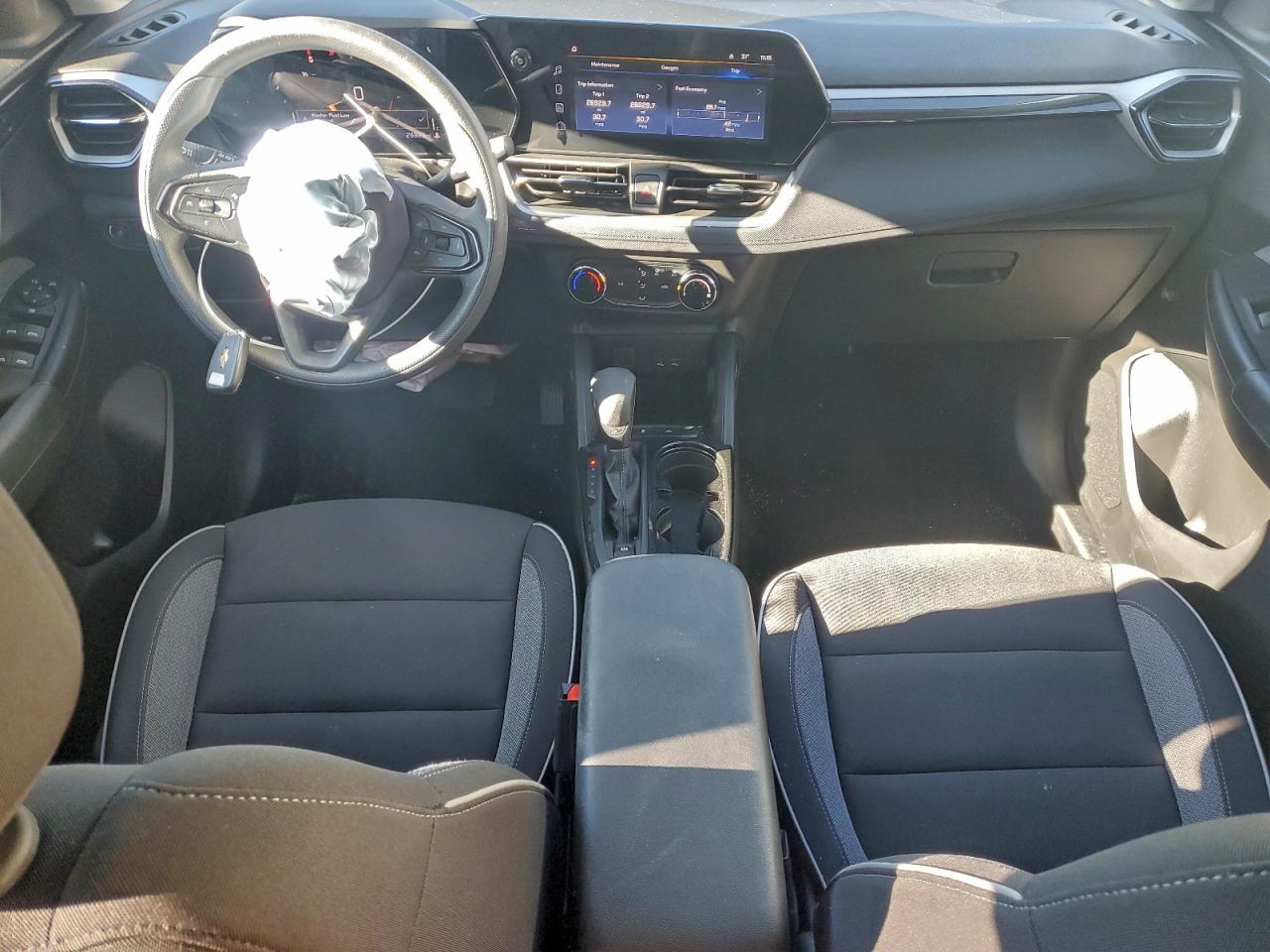 2025 CHEVROLET TRAILBLAZER LS photo 8