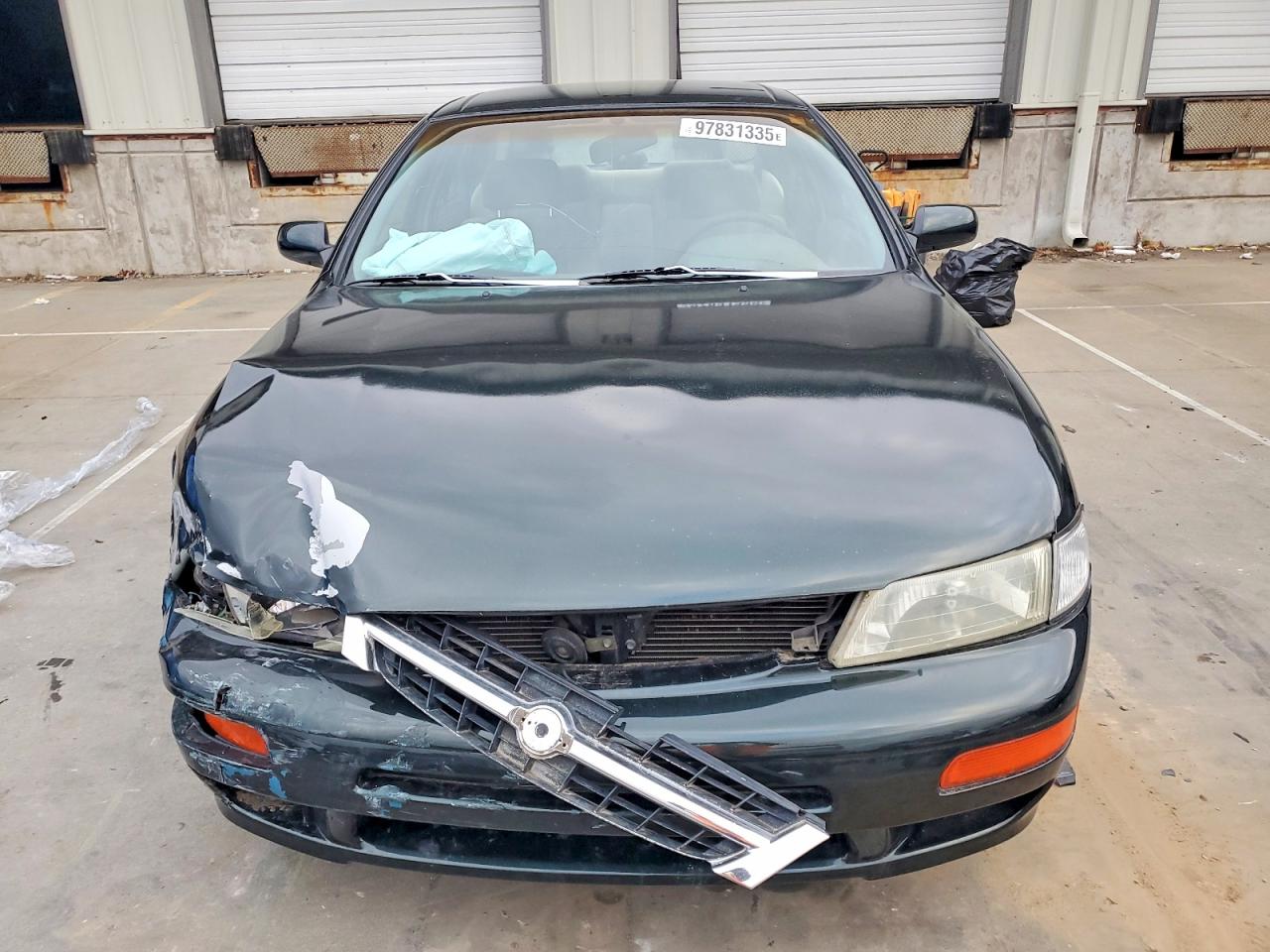 1997 NISSAN MAXIMA GLE photo 5