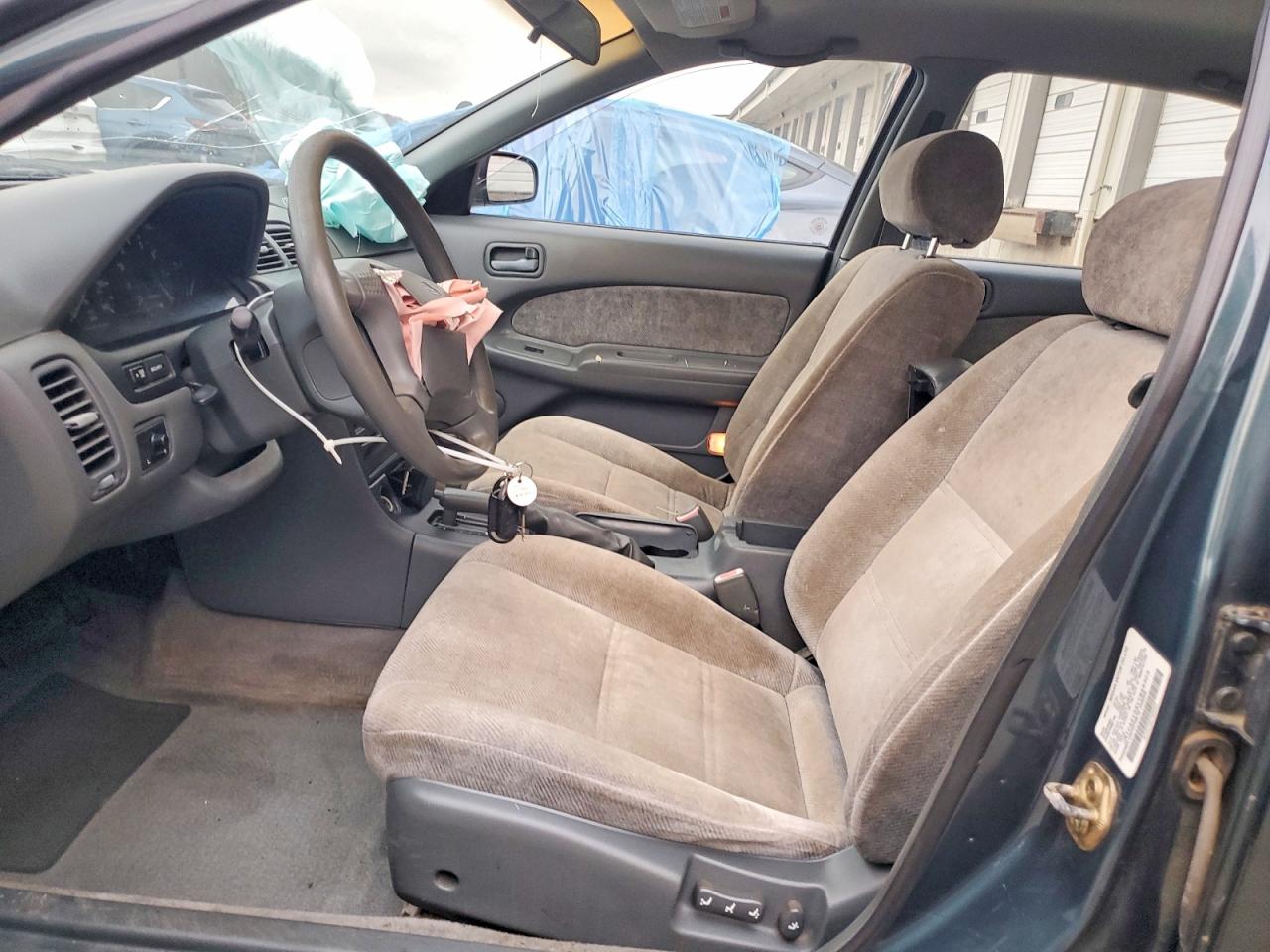 1997 NISSAN MAXIMA GLE photo 7