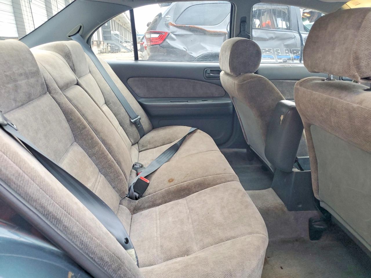 1997 NISSAN MAXIMA GLE photo 10